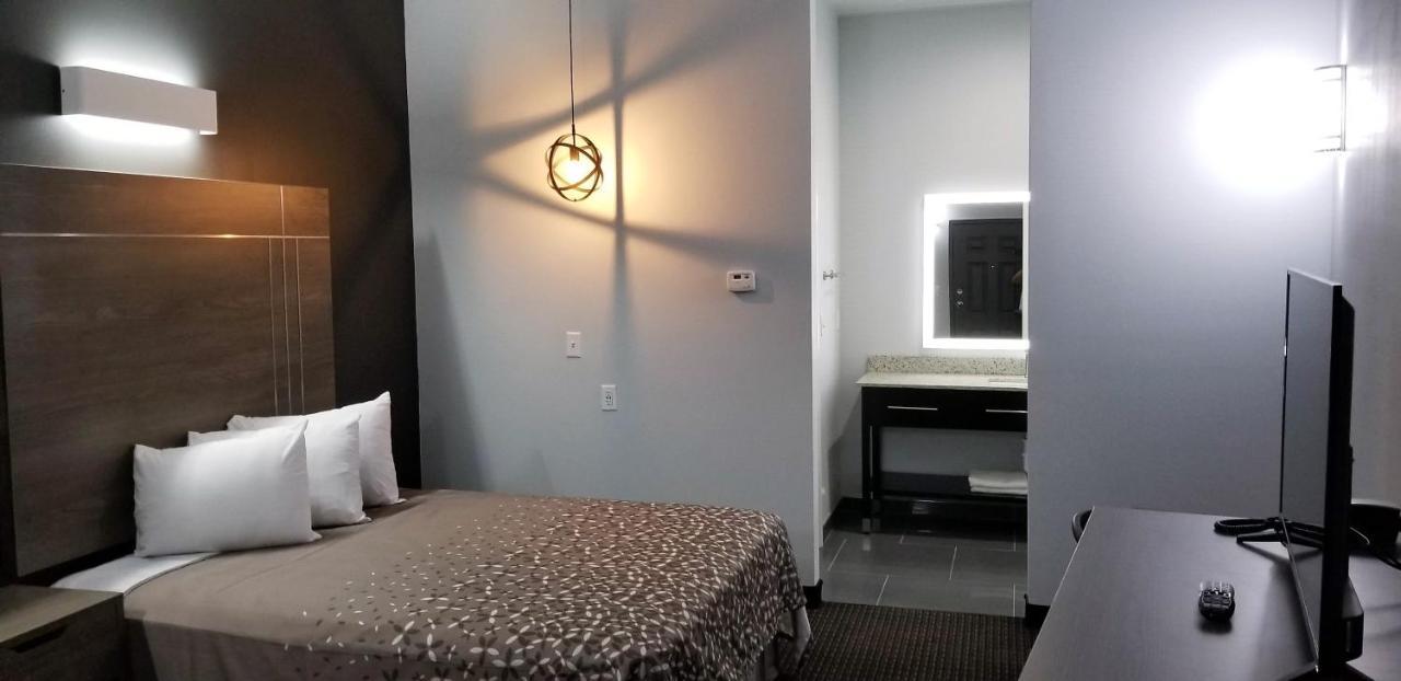 Continental Inn & Suites Конуэй Экстерьер фото